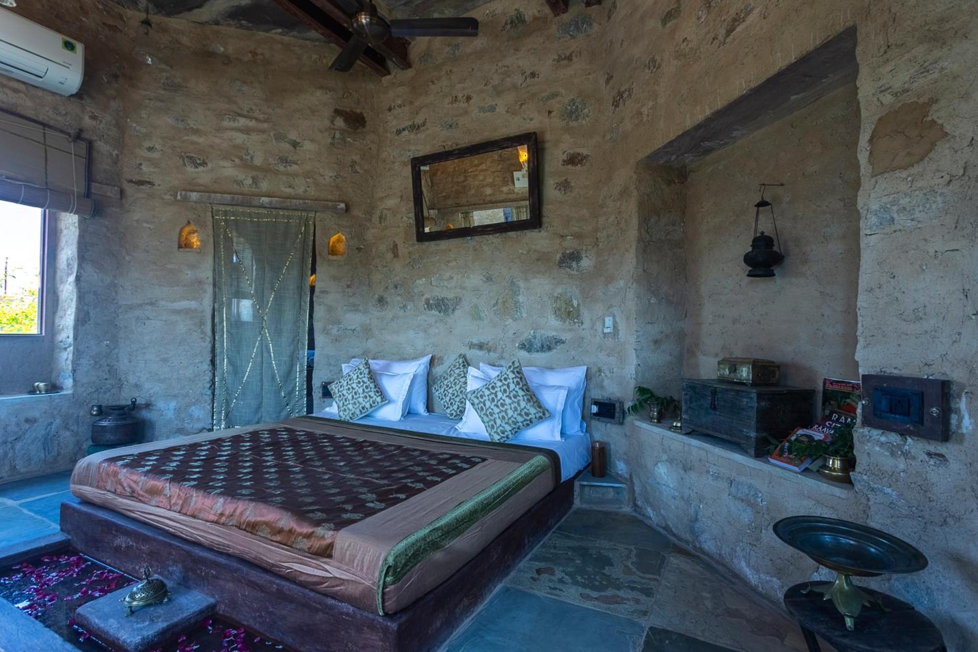 Manmatha A Luxury Retreat Bed & Breakfast Udaipur Exterior photo