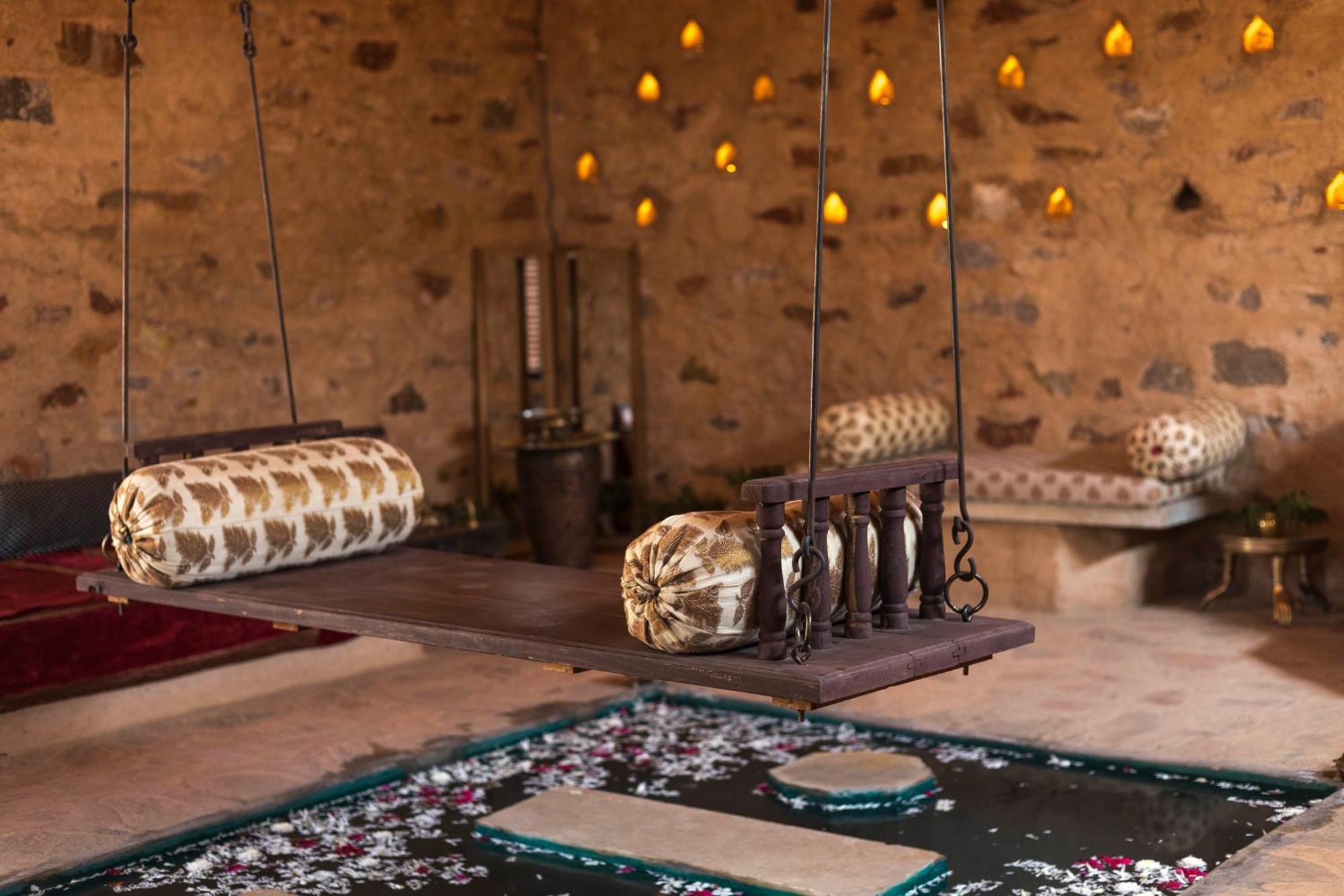 Manmatha A Luxury Retreat Bed & Breakfast Udaipur Exterior photo